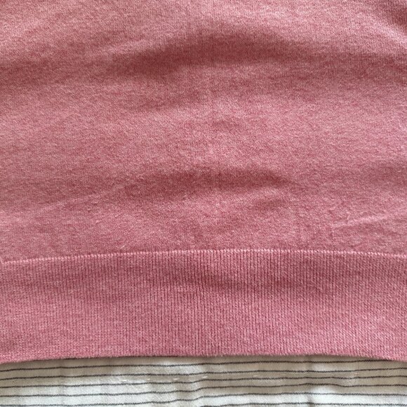 Banana Republic Cotton Cashmere V Neck Sweater - Men's Medium Pink - Picture 6 of 6